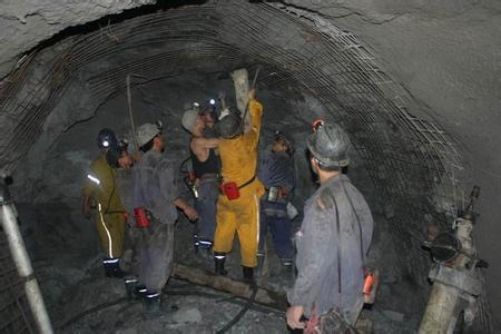 宽城工程爆破中的危险因素分析以及应对工程爆破危险的措施