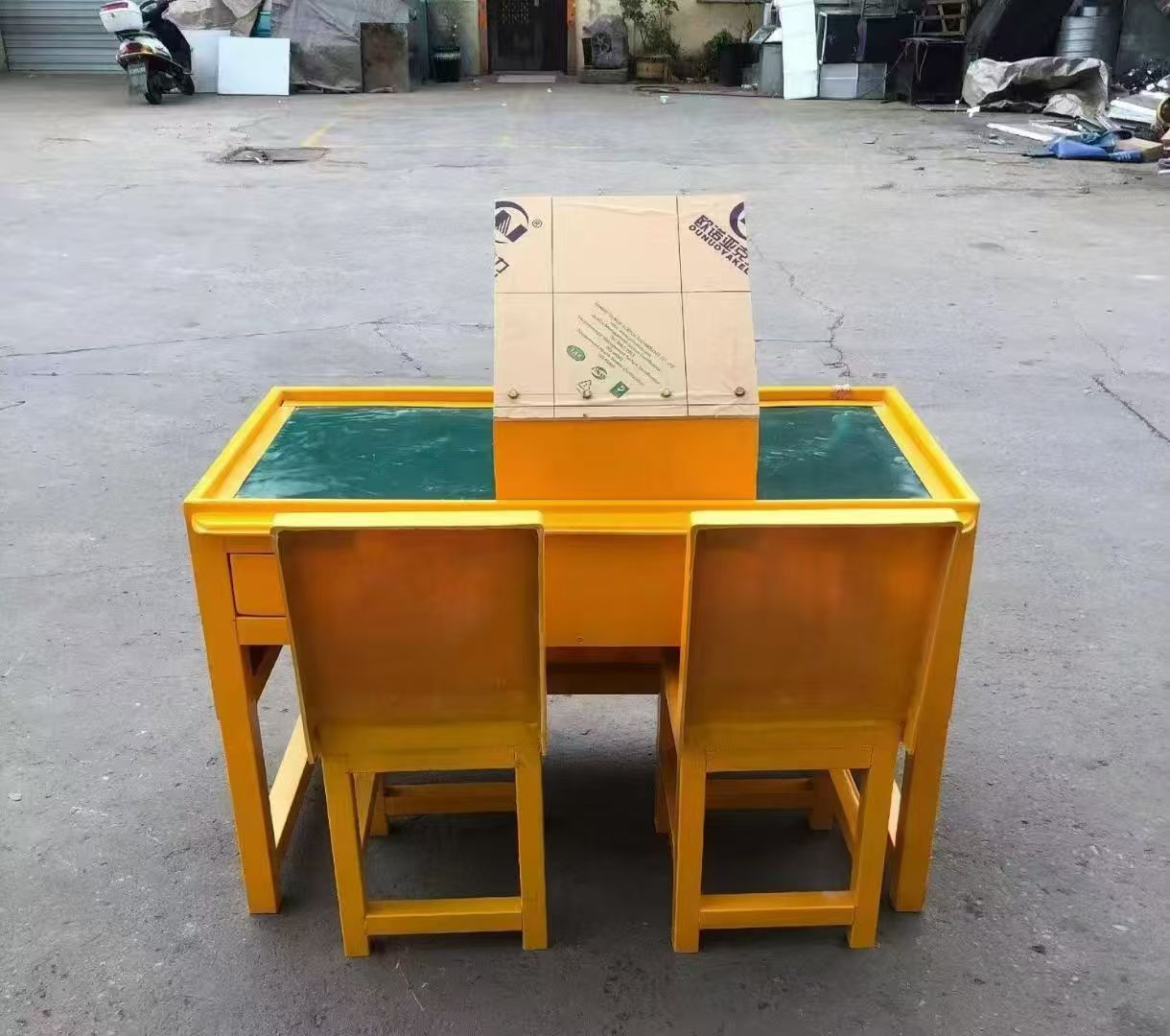 宽城防静电导通桌井下煤矿火工品发放桌：危险品流转的安全守护者
